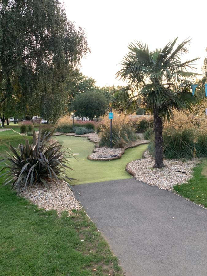 Holiday Home Breaks At Tattershall Lakes Coningsby Esterno foto