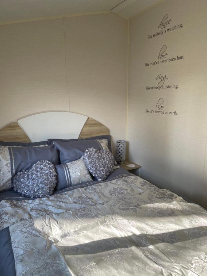 Holiday Home Breaks At Tattershall Lakes Coningsby Esterno foto