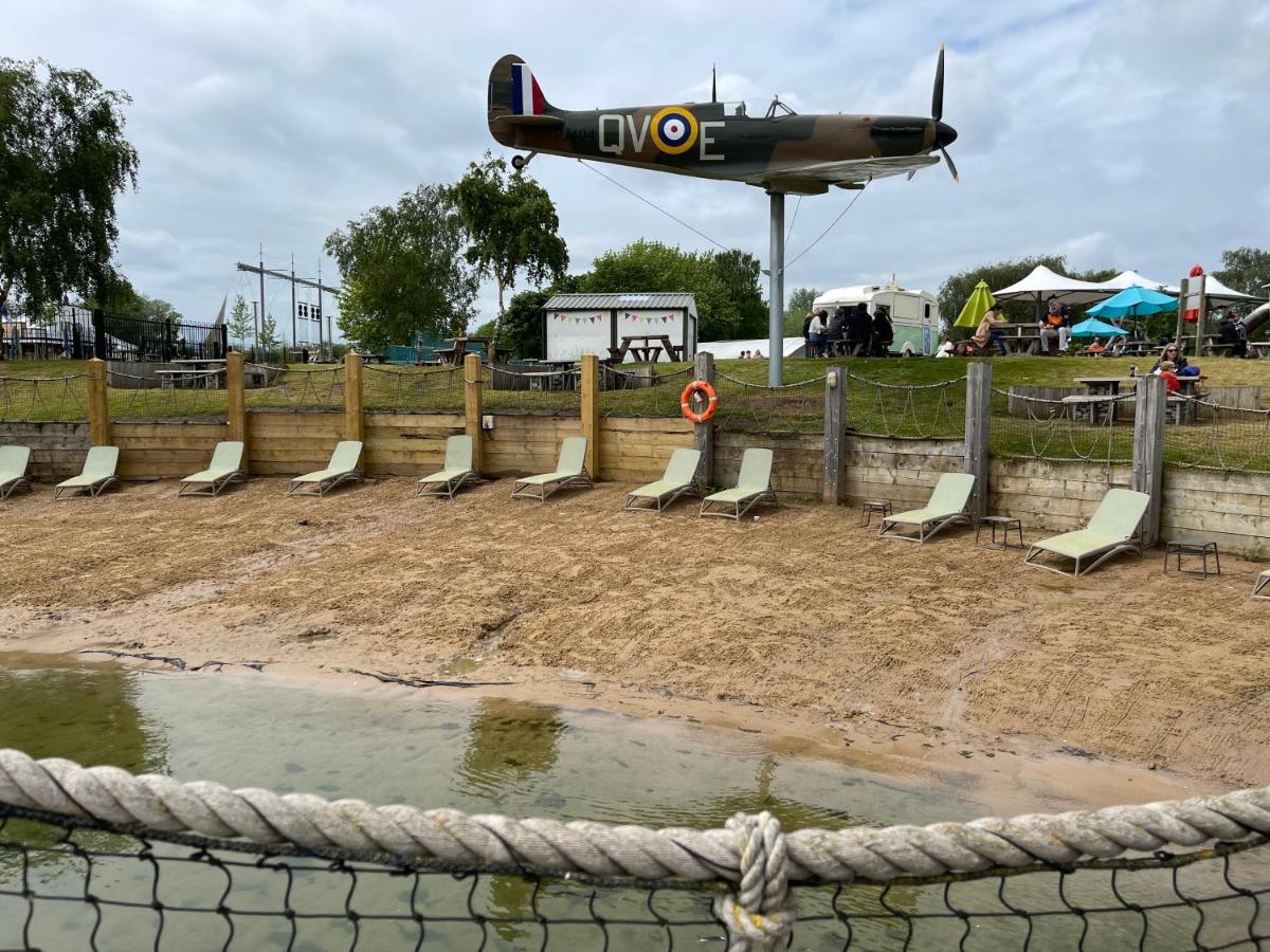 Holiday Home Breaks At Tattershall Lakes Coningsby Esterno foto